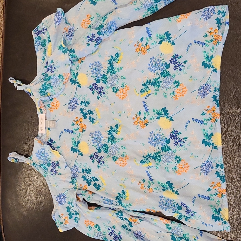 NWOT Girls Open should Flowing shirt - size 10/12